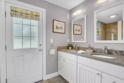 65 Everett St, Concord, MA 01742 photo 23