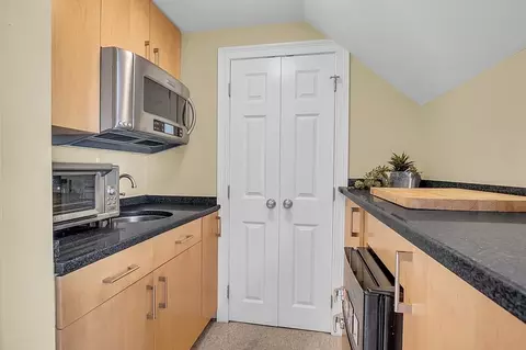 65 Everett St, Concord, MA 01742 photo 40