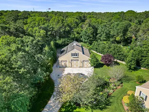 20 Gelding Cir, Barnstable, MA 02630 photo 2