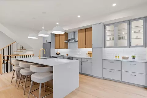 129 Appleton St #2, Arlington, MA 02476 photo 4