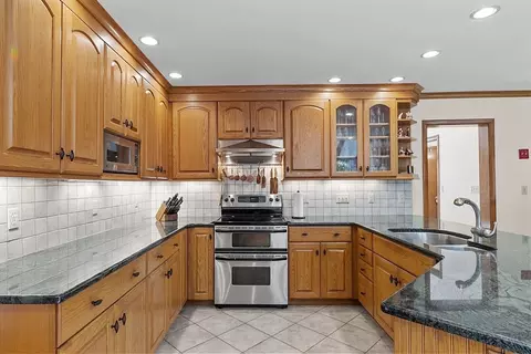 23 Pingree Farm Rd, Georgetown, MA 01833 photo 13