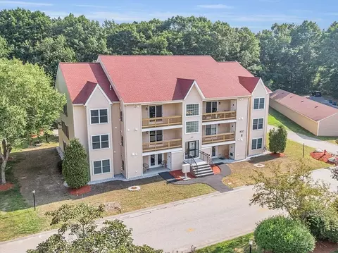 30 Randolph Dr #30, Tewksbury, MA 01876