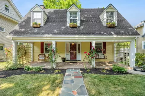 70 Parklawn Rd, Boston, MA 02132
