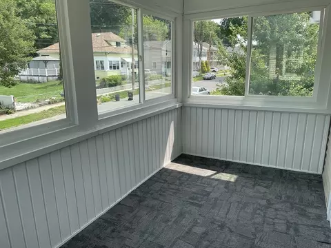 83 Bonner St, Chicopee, MA 01013 photo 14