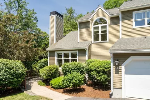 172 Bishops Forest Dr #172, Waltham, MA 02452