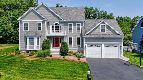 16 Regency Dr, Dracut, MA 01826