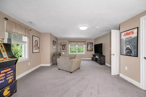 16 Regency Dr, Dracut, MA 01826 photo 33