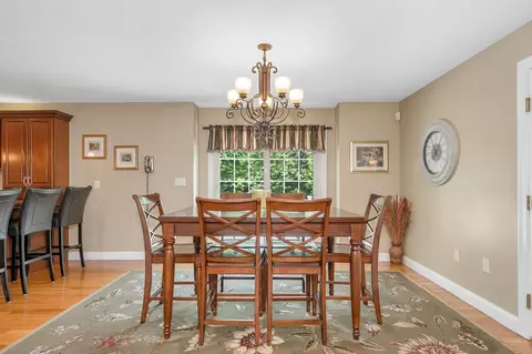 16 Regency Dr, Dracut, MA 01826 photo 6