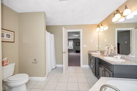 16 Regency Dr, Dracut, MA 01826 photo 20