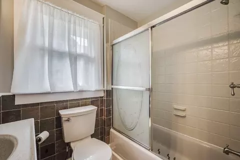 70 Olmsted Dr, Springfield, MA 01108 photo 26