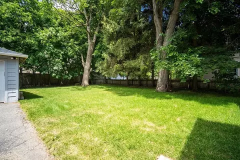 70 Olmsted Dr, Springfield, MA 01108 photo 29