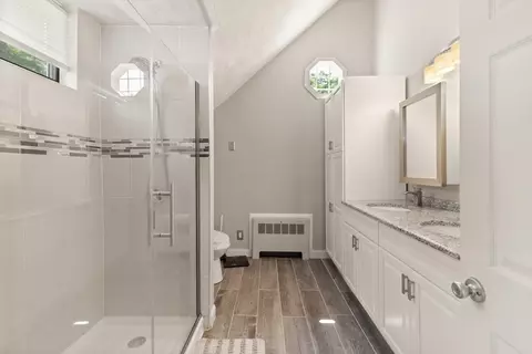 15 Baker St, Saugus, MA 01906 photo 15