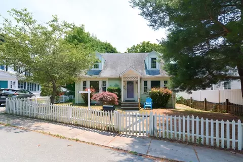 73 Aquavia Rd, Medford, MA 02155