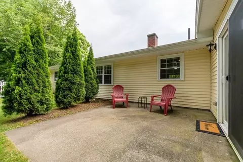 Exterior - 18 Sandra Dr, Framingham, MA 01701 photo 6 of 6
