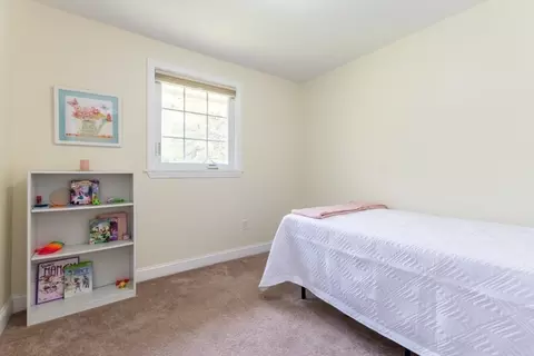Bedroom - 18 Sandra Dr, Framingham, MA 01701 photo 3 of 6
