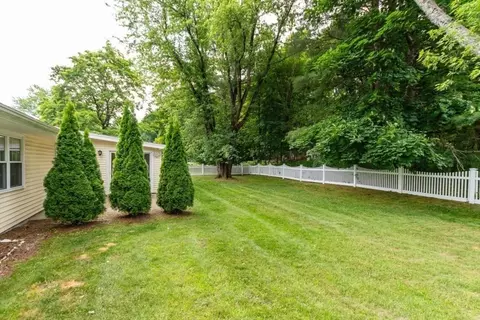 Exterior - 18 Sandra Dr, Framingham, MA 01701 photo 3 of 6