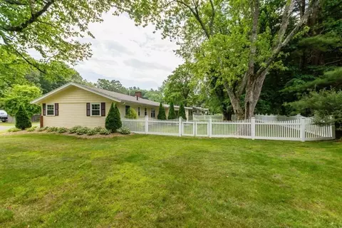 Exterior - 18 Sandra Dr, Framingham, MA 01701 photo 4 of 6