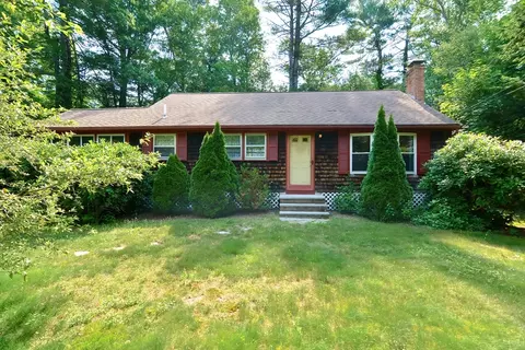 44 Partridge Cir, Brockton, MA 02301