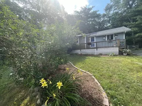 234 Pinecrest Beach Dr, Falmouth, MA 02536