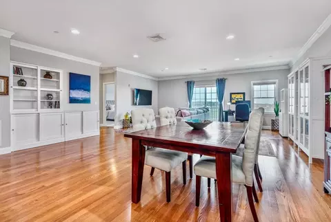142 Bigelow St #305, Brighton, MA 02135