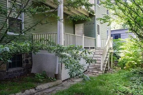 17 E Milton Rd, Brookline, MA 02445 photo 3