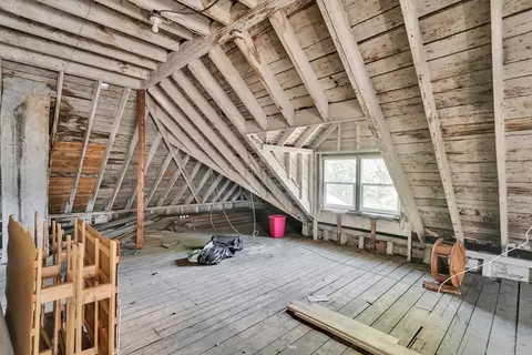 17 E Milton Rd, Brookline, MA 02445 photo 35