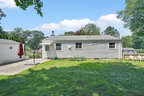 Exterior - 119 Feltham Rd, Springfield, MA 01118 photo 1 of 5