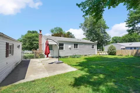 Exterior - 119 Feltham Rd, Springfield, MA 01118 photo 5 of 5