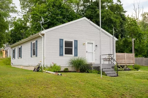 311 Brattle St, Athol, MA 01331