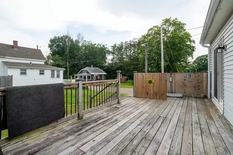 Exterior - 311 Brattle St, Athol, MA 01331 photo 5 of 8