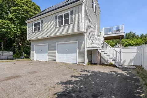 14 Washburn Ct, Wareham, MA 02571