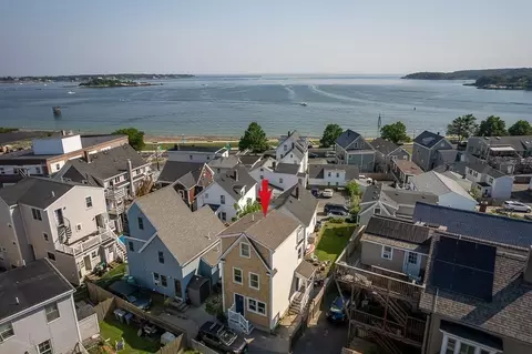 2 Mansfield Ct, Gloucester, MA 01930 photo 2