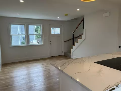 2 Mansfield Ct, Gloucester, MA 01930 photo 19