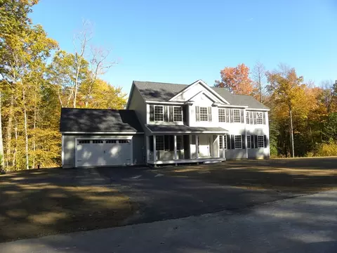 16 Emily Ln, Danville, NH 03819