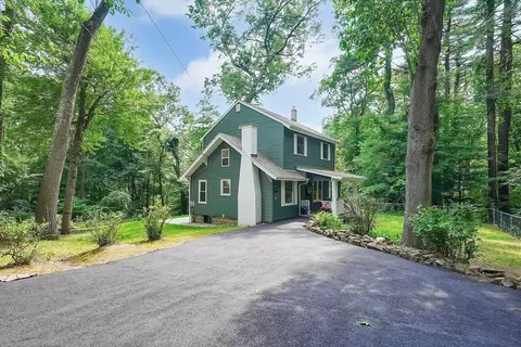 Exterior - 2 Opal St, Springfield, MA 01108 photo 10 of 10
