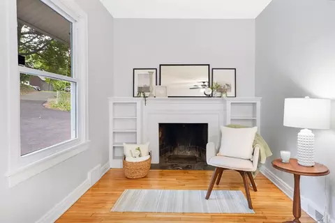 Living - 2 Opal St, Springfield, MA 01108 photo 2 of 9