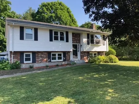 41 Green Dr, North Attleboro, MA 02760