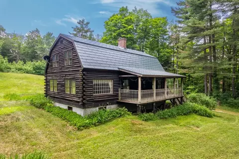 115 Chester Rd, Blandford, MA 01008