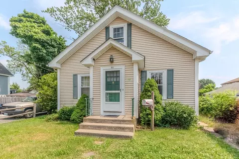 80 Doane St, Cranston, RI 02910