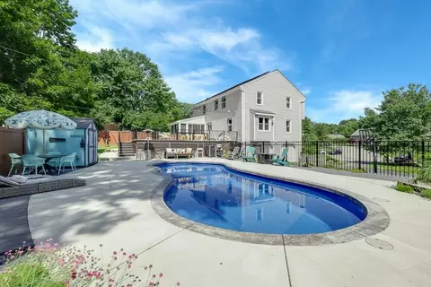 34 Daley Cir, Marlborough, MA 01752