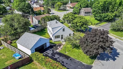 View/Area - 449 Main St, Fairhaven, MA 02719 photo 1 of 2