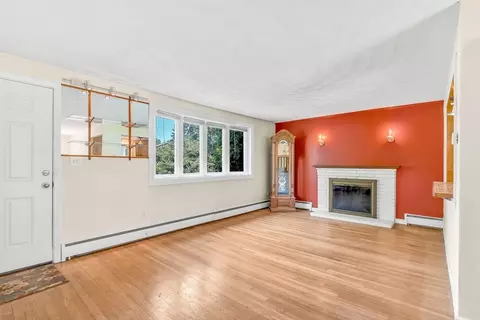 48 Simpson Dr, Framingham, MA 01701 photo 9