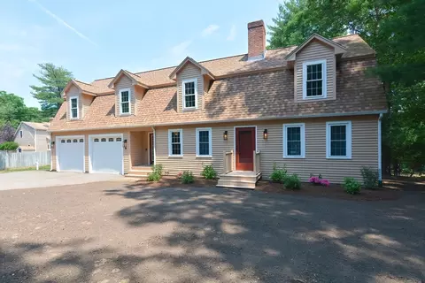 6 Deer Hollow Rd, North Attleboro, MA 02760