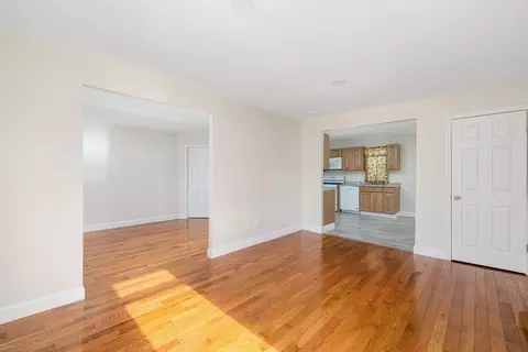 Living - 152 George St, Fall River, MA 02720 photo 4 of 6