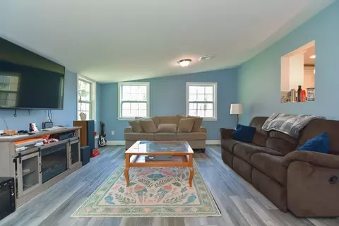 22 Edith Rd, Framingham, MA 01701 photo 13