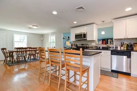 22 Edith Rd, Framingham, MA 01701 photo 8