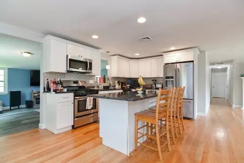 22 Edith Rd, Framingham, MA 01701 photo 14