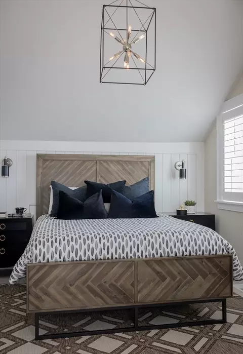 Bedroom - 353 Beach Ave, Hull, MA 02045 photo 3 of 3