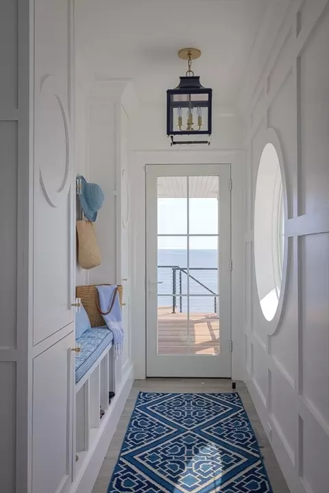 Entry Way - 353 Beach Ave, Hull, MA 02045 photo 1 of 1