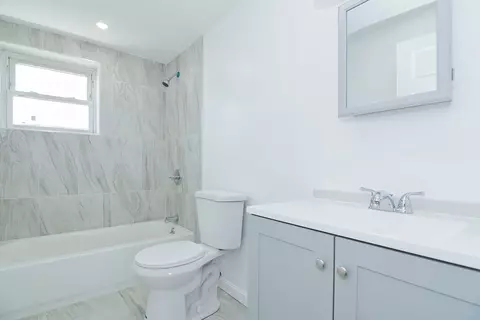 Bath - 517 Palmer St, Fall River, MA 02721 photo 2 of 3